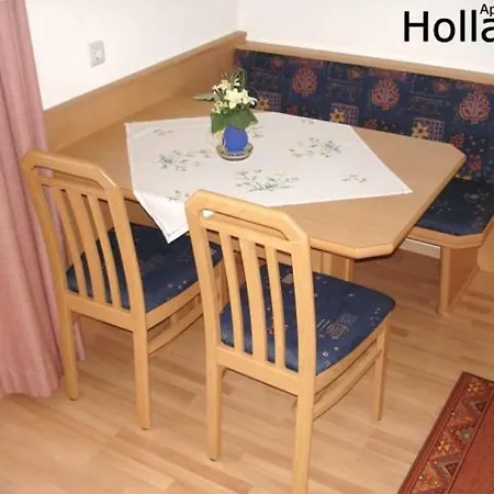 Apartment Hollaus
